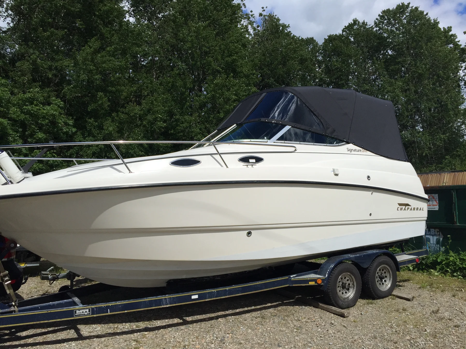 Chaparall 240 Signature