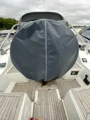 Hanse 320 Pedistal/ratthuv