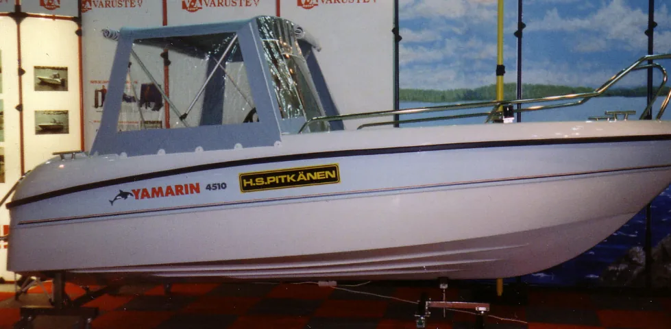 Yamarin 4510 akterkapell