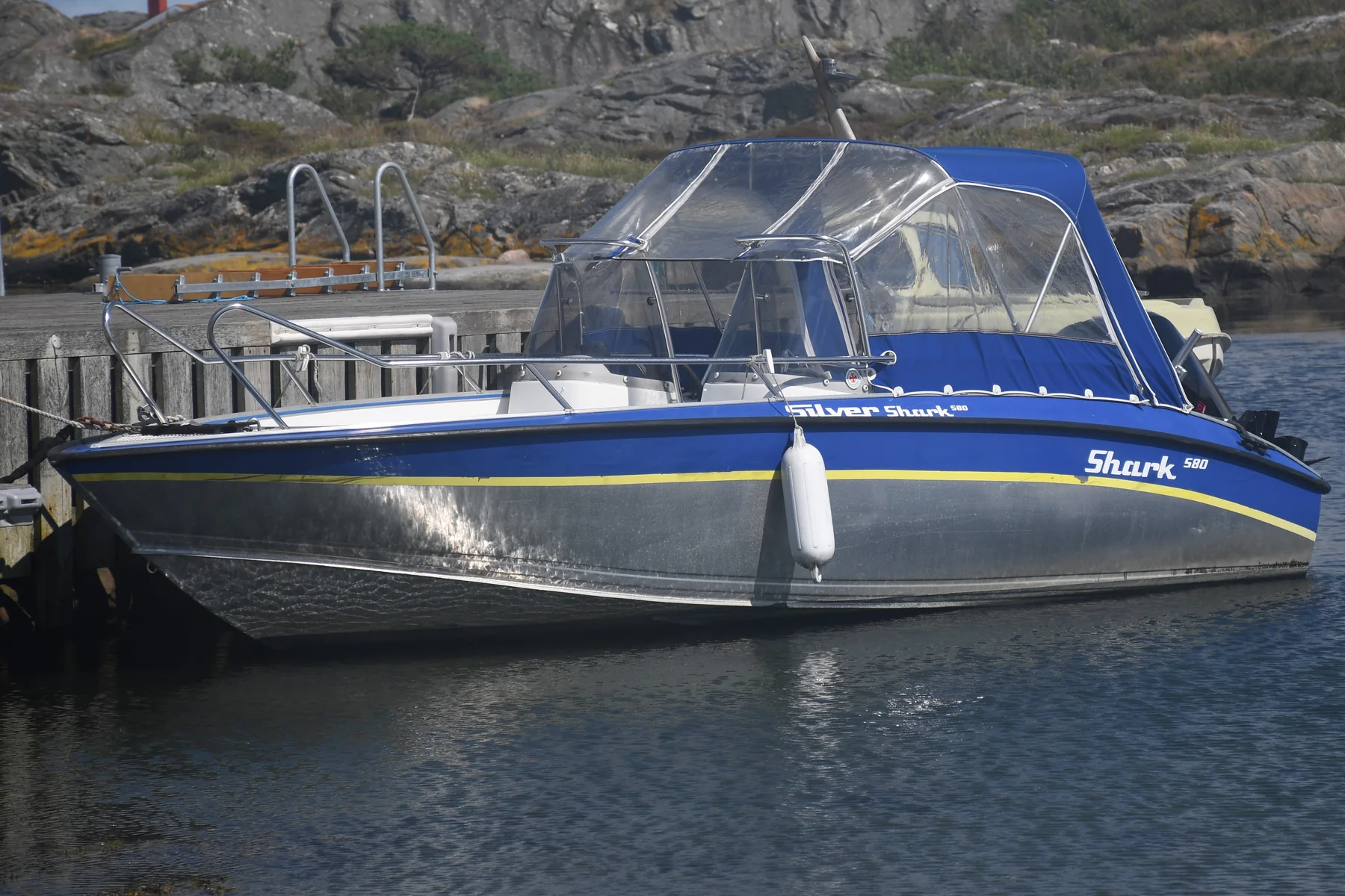 Silver 580 Shark