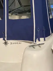 Jeanneau 805 Leader specialkapell
