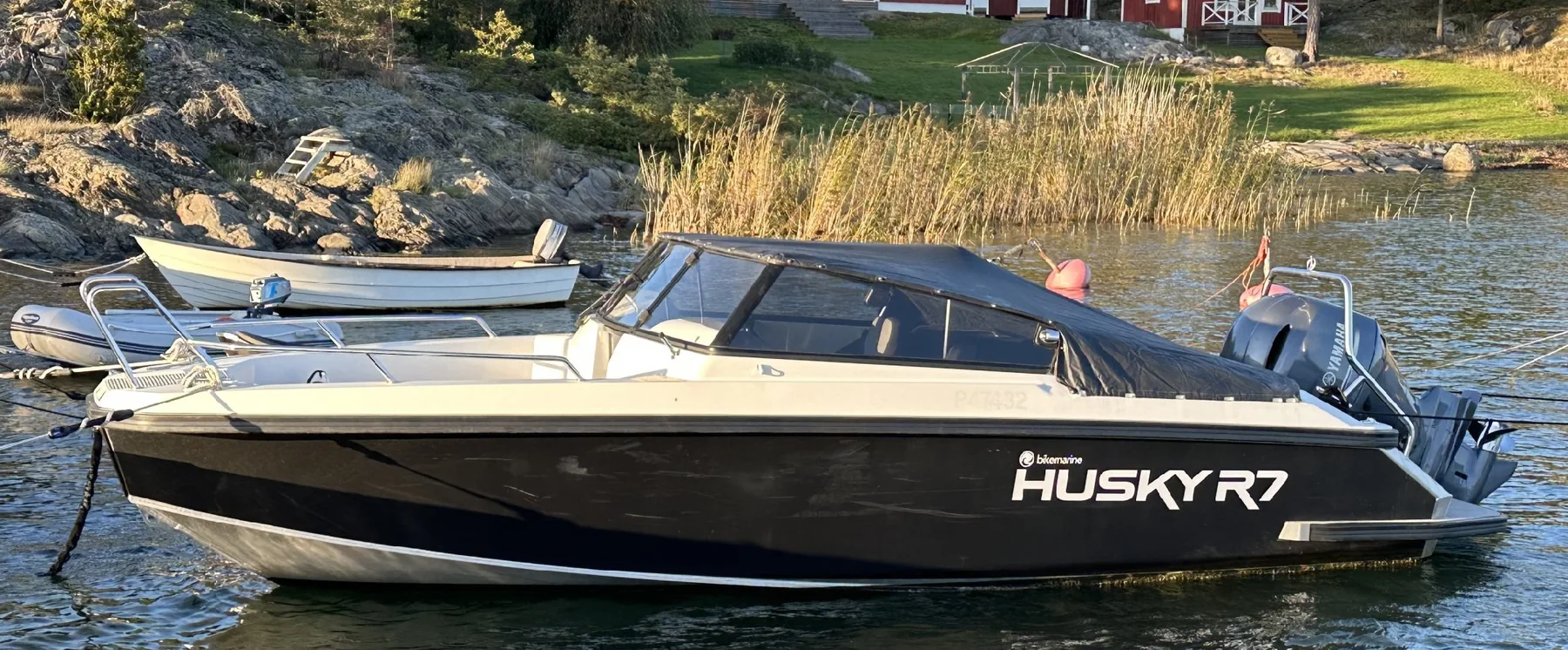 Finnmaster Husky R7 original hamnkapell
