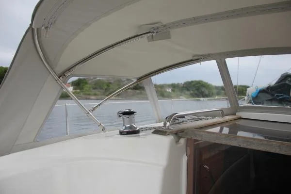 Bavaria 32